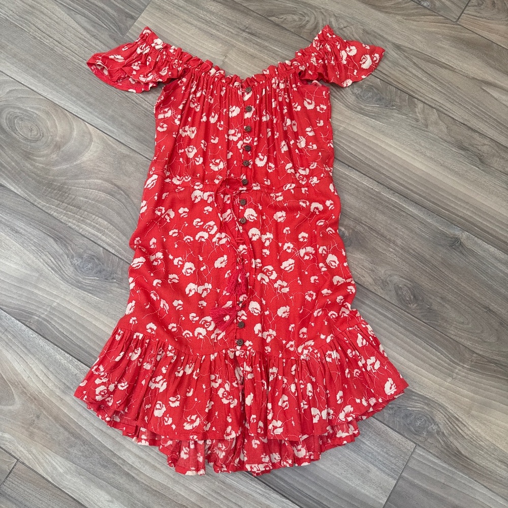 Tiare Hawaii! Off the shoulder dress!